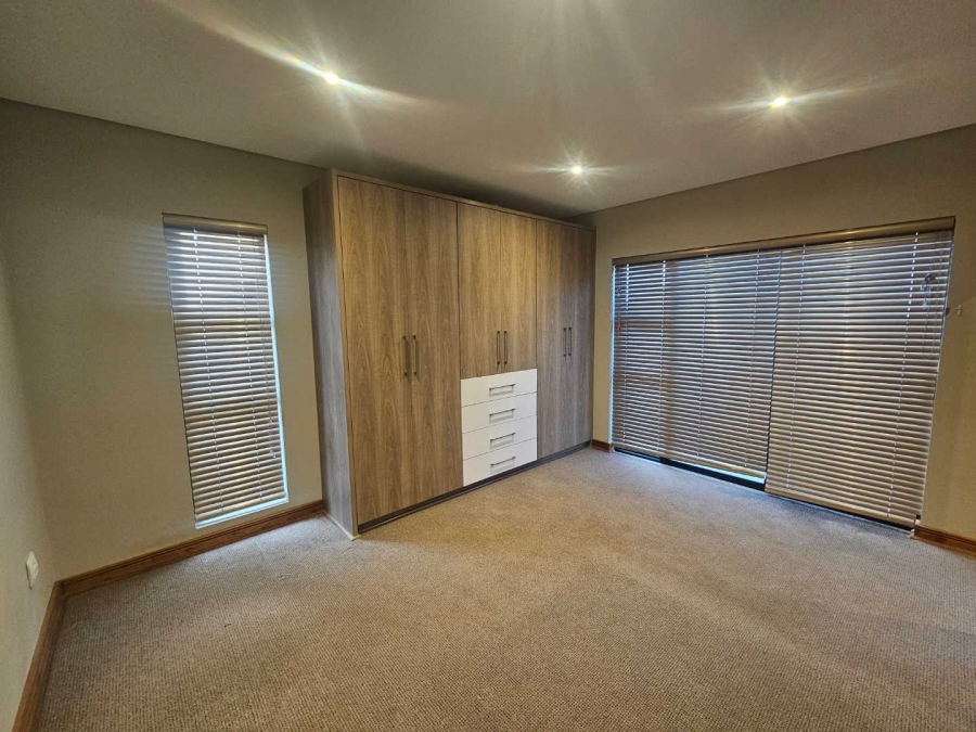 3 Bedroom Property for Sale in Wild Olive Estate Free State